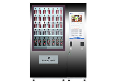 Insalata su ordinazione in un distributore automatico sano di pagamento della carta di Bill della moneta del distributore automatico del barattolo