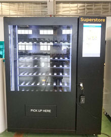 Distributore automatico di bevande Distributore automatico di bevande Distributore automatico di bevande