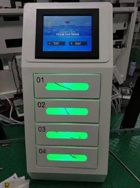 La porta 4 assicura le stazioni di carico del telefono cellulare dell'armadio per l'aeroporto con il accettore della moneta ed il lettore della carta di credito